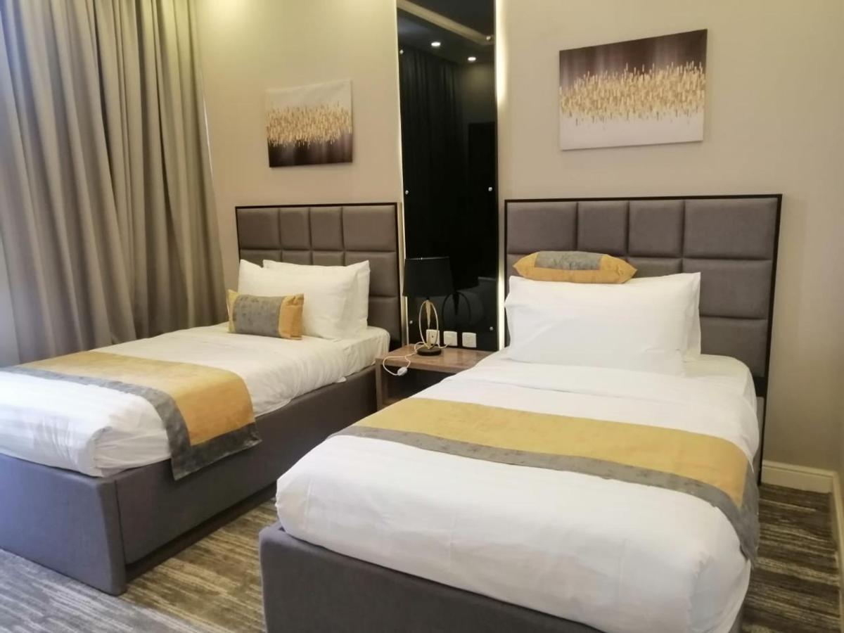 Clowzer Hotel Appartments Ar Riyad Esterno foto