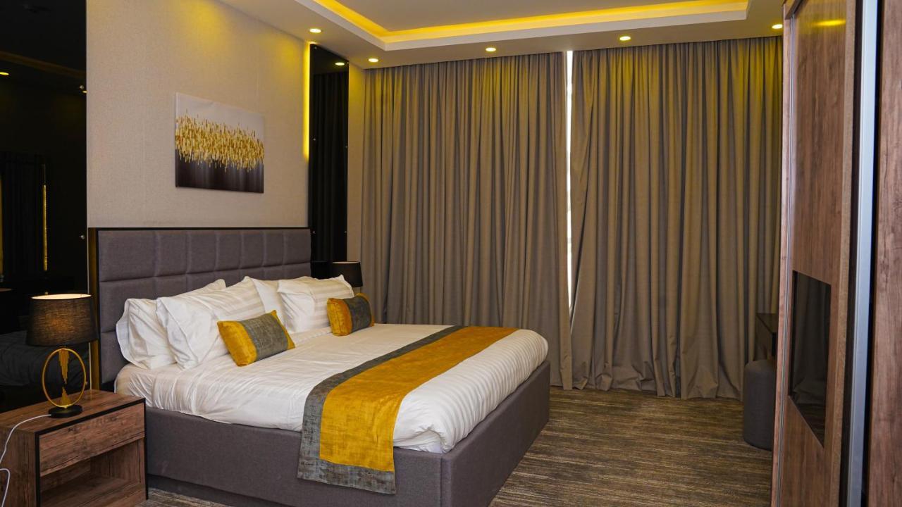 Clowzer Hotel Appartments Ar Riyad Esterno foto