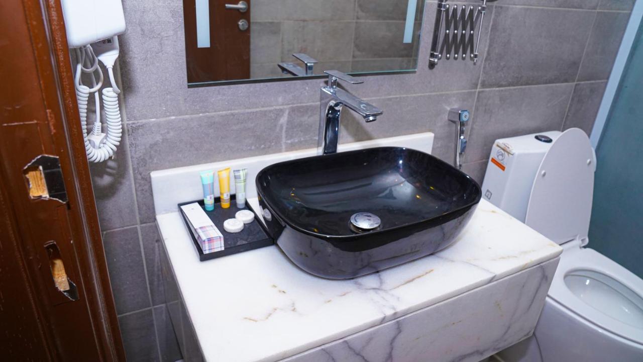 Clowzer Hotel Appartments Ar Riyad Esterno foto