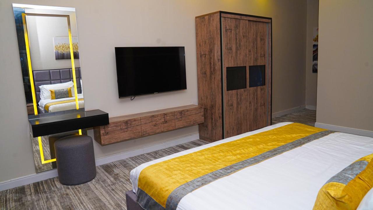 Clowzer Hotel Appartments Ar Riyad Esterno foto
